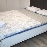 Two-bedroom Lauta Park 6 شقة *