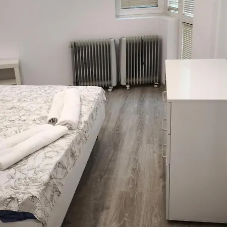 Two-bedroom Lauta Park 6 Пловдив