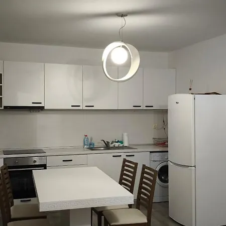 Two-bedroom Lauta Park 6 Апартамент