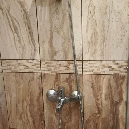 아파트 Two-bedroom Lauta Park 6 플로브디프