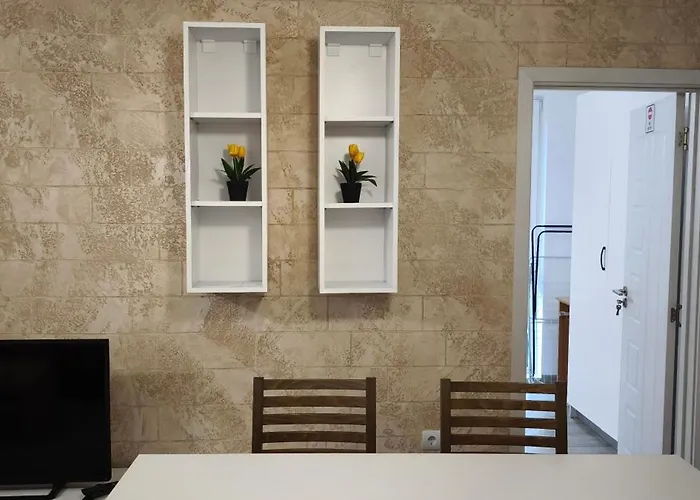 Two-bedroom Lauta Park 6