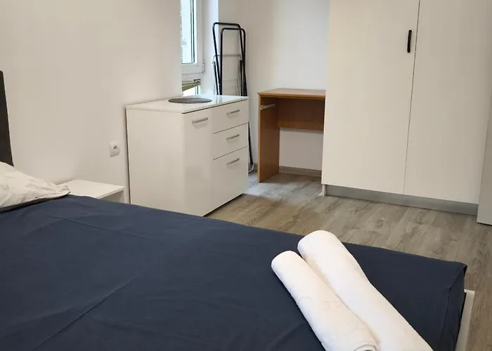 Two-bedroom Lauta Park 6 Apartment